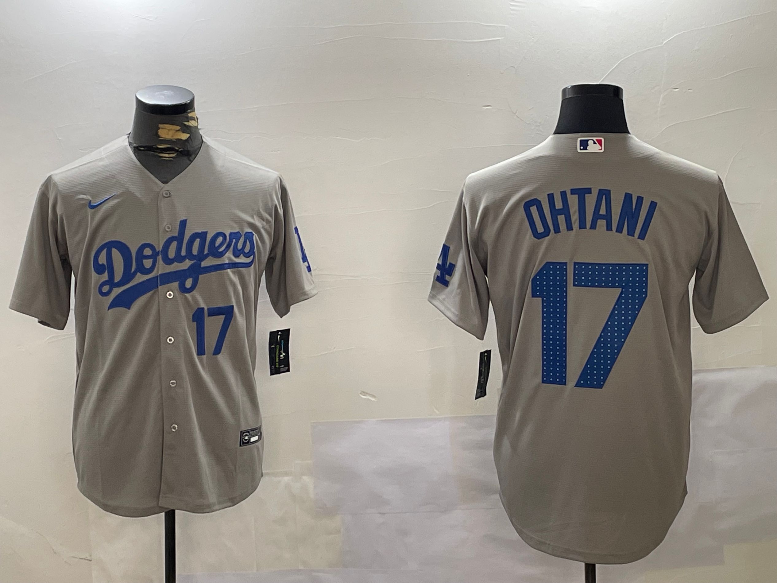 Men Los Angeles Dodgers #17 Ohtani Grey Game 2024 Nike MLB Jersey style 12169->los angeles dodgers->MLB Jersey